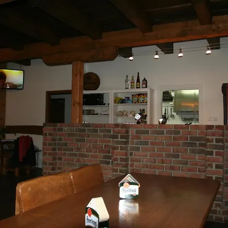 Rzehaczek 3*